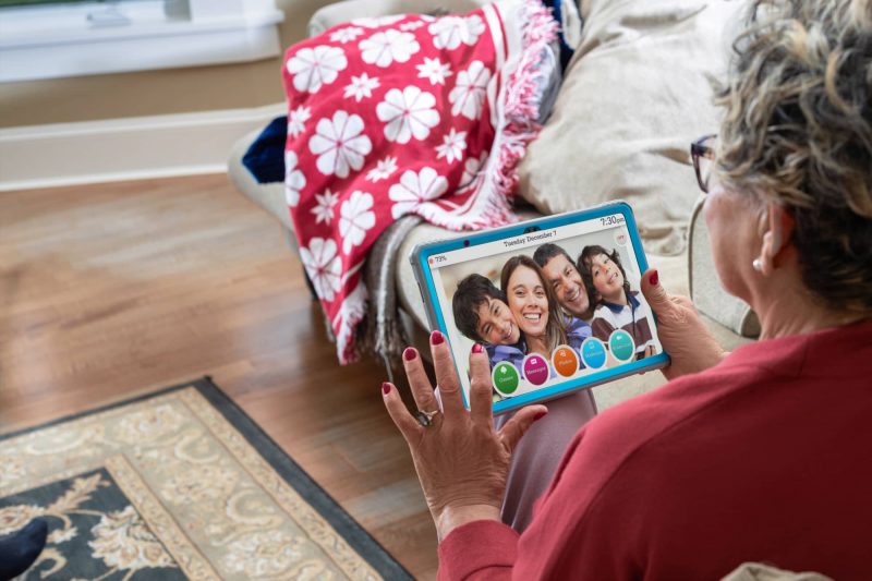User-Friendly Tablets for Seniors - Claris Companion